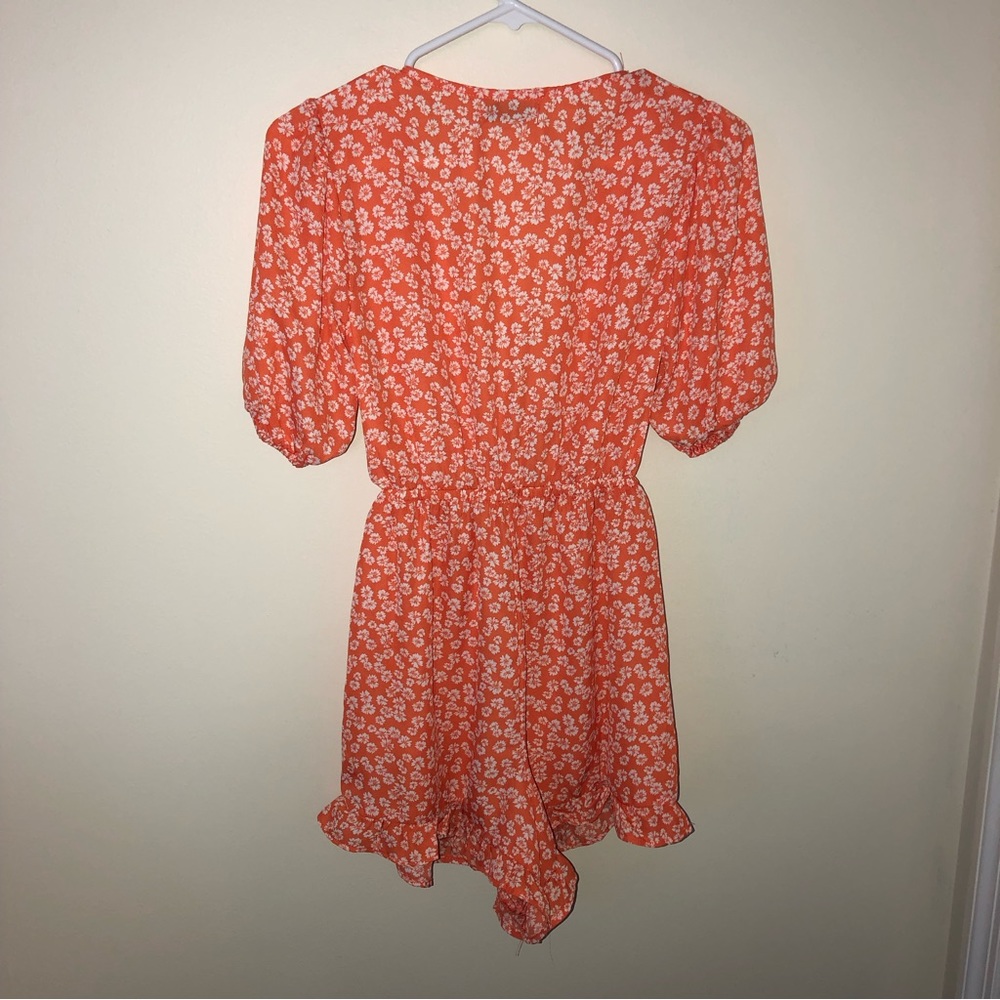 Urban Outfitters Floral Tie Front Romper - Picture 5 of 6